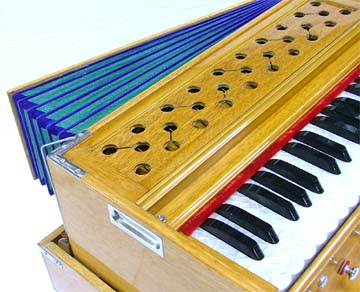 DMS-3 Spl.Harmonium