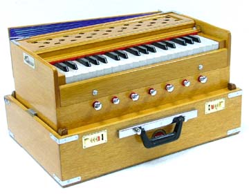 DMS-3 Spl.Harmonium