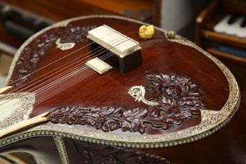 HIREN ROY Old/Used decorated Sitar - Refurbished
