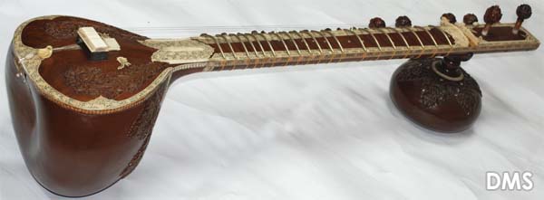 HIREN ROY full decorated double gourd Sitar - Approximately 35 years old