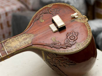 HIREN ROY Old/Used Sitar - Gourd polished